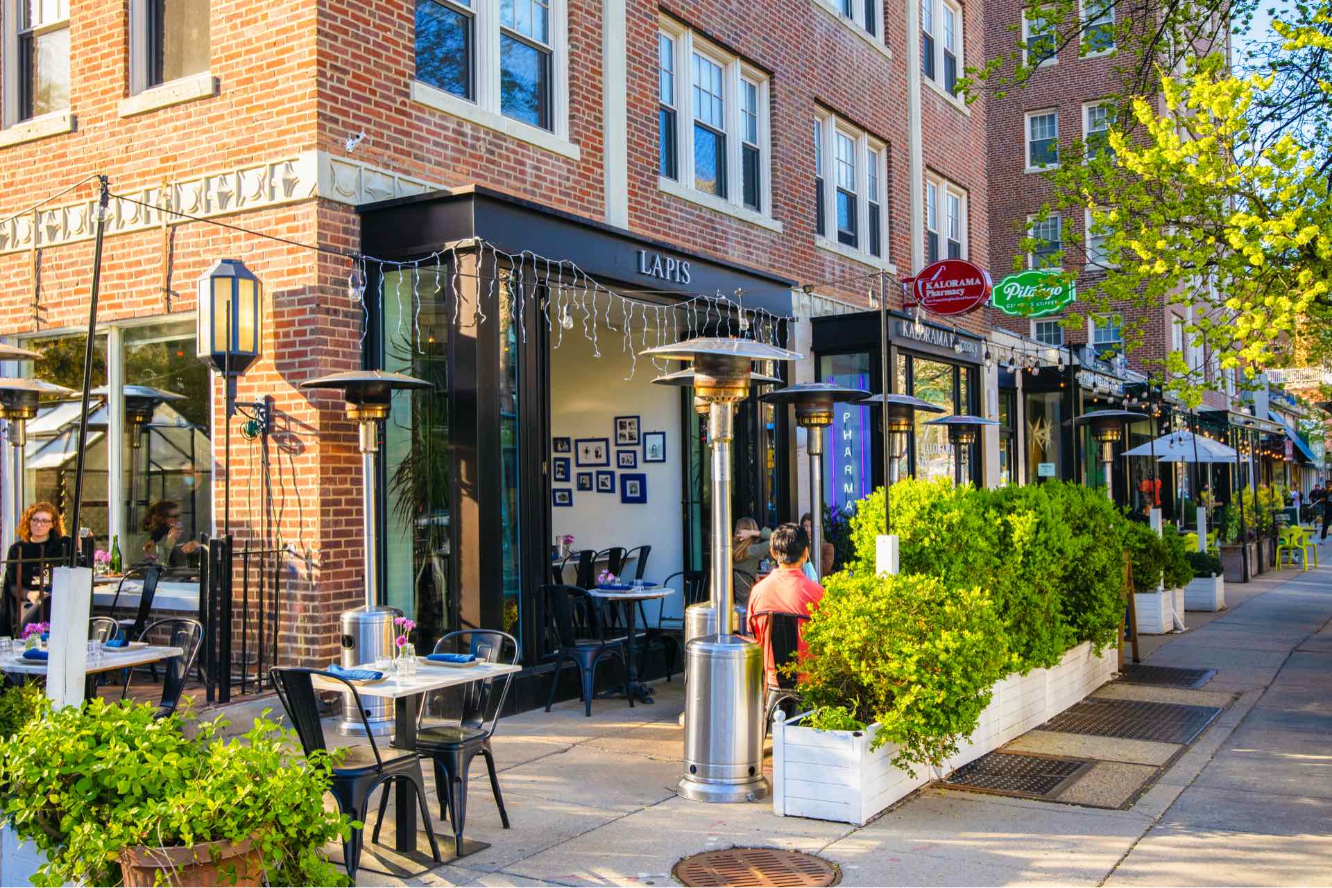 Retail and dining along Columbia Road