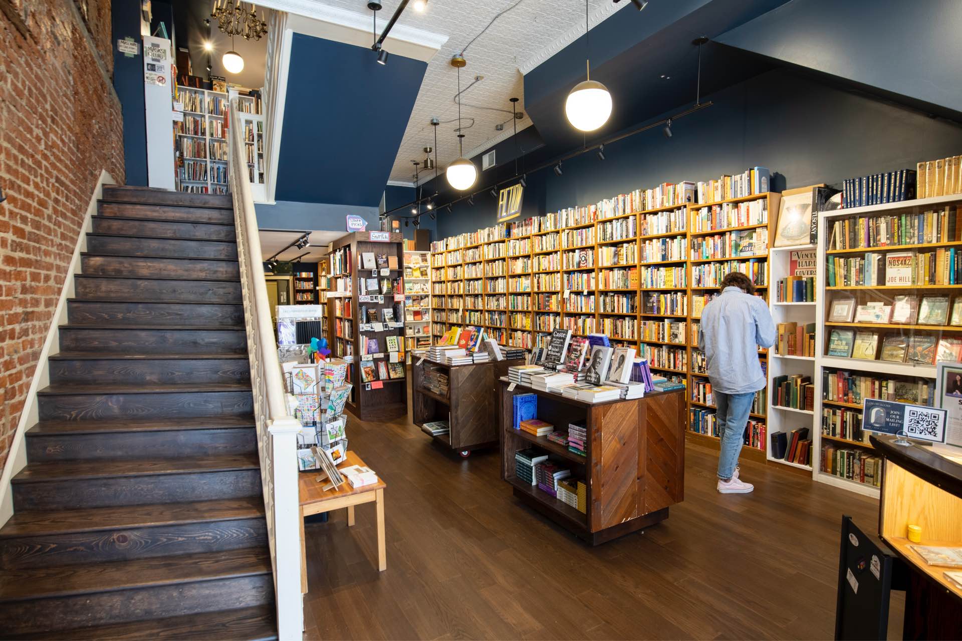 Nearby independent book store, Lost City Books